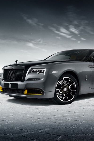 Rolls-Royce sa lúči s ikonickým motorom V12 v kupé Wraith, jeho hviezdny strop tvorí rekordný počet svetelných vlákien