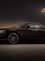 Rolls-Royce uvádza 25-kusovú exkluzívnu edíciu, ktorej hviezdny strop simuluje zatmenie slnka
