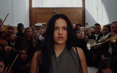 Rosalía na novej skladbe spieva za sprievodu orchestra. Prvá vec z nového albumu sa vymyká jej doterajšej tvorbe