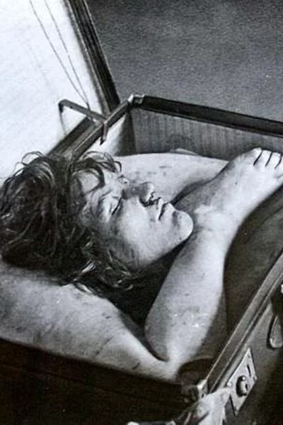 Rozčtvrcené tělo poslal v kufrech vlakem. Policie po 90 letech odhalila vraha prostitutky Otýlie Vranské. Kdo jím je?