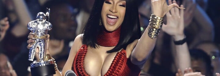 Rozzuřená Cardi B a nadšený Musk. Jak reagují celebrity na Trumpovo vítězství?