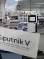 Rusi žiadajú Slovensko, aby vrátilo všetkých 200 000 kusov vakcíny Sputnik V