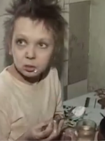 Ruská matka zavírala 11letou dceru do klece jako zvíře, uměla jen štěkat. Údajně ji nabízela pedofilům na sex za vodku