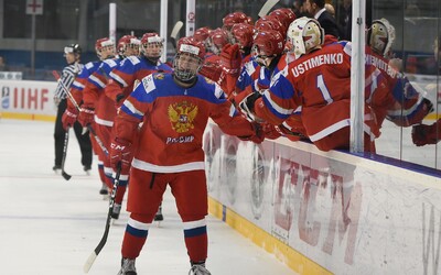 Rusko dostáva body za hokejové majstrovstvá, aj keď na nich má zákaz hrať. V tabuľke IIHF predbehlo aj Čechov