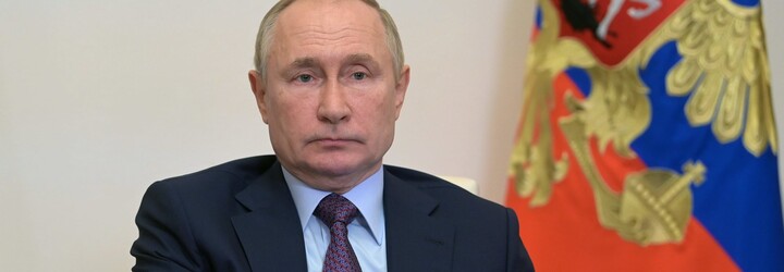 Rusko nechce vojnu, vyhlásil Vladimir Putin po rokovaniach s nemeckým kancelárom