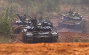 Rusko přišlo v bitvě u Vuhledaru o více než 130 tanků, tvrdí Ukrajina