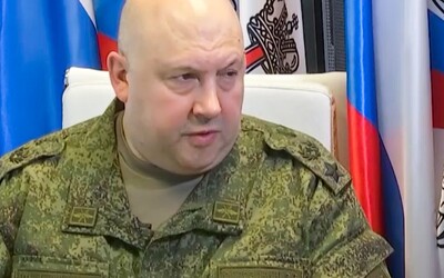 Rusko stahuje své důstojníky z Chersonu. Očekává postup ukrajinského vojska