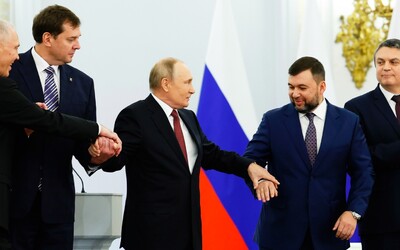 Ruský poslanec: Pokud se chtějí některé státy USA připojit k Rusku, Moskva to zváží