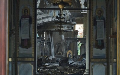 Ruský útok na Oděsu zničil historickou katedrálu chráněnou UNESCO, zraněné jsou i děti