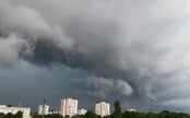 Rúti sa na nás cyklóna Juli, meteorológovia v Európe vydali najvyššie varovania. Na čo sa má pripraviť Slovensko? 