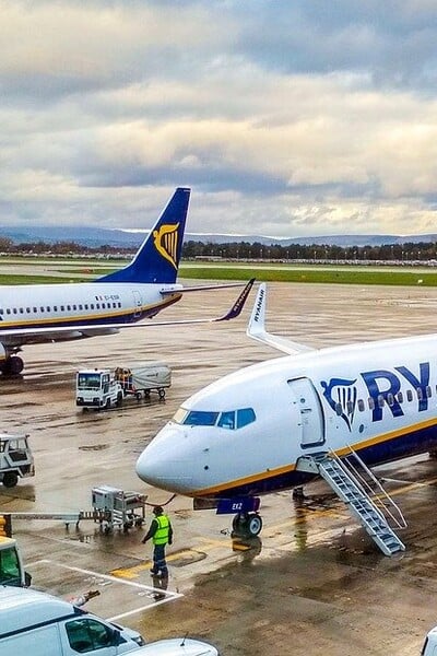 Ryanair škodí cestovkám, dostal sa do problémov s talianskym protimonopolným úradom
