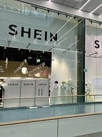 SHEIN dostal pokutu vo výške milión eur. Taliansko ho obvinilo zo zavádzania o ekológii