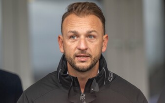 SIS vraj nasadila aj odposluchy. Šutaj Eštok na STVR rozprával o „organizovanej skupine financovanej zo zahraničia“