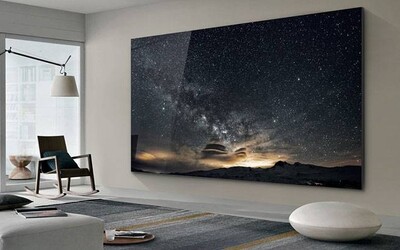 Samsung predstavil masívny 556-centimetrový televízor, s ktorým pokryješ celú stenu