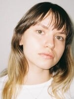 Sara Rikas nie je jediná. Tieto mladé slovenské a české speváčky by ti v playliste nemali chýbať (Artist Spotlight)