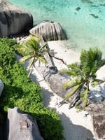 Sarah tě vezme na ostrovy s nejhezčími plážemi na světě. Na kolik tě vyjde týden na Seychelách?