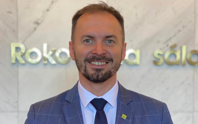 Šéf klubu OĽANO Šipoš: SaS chce získať našich protikorupčných voličov, je to politický hyenizmus (Rozhovor)