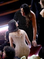 Selenu Gomez nazvala „bohatým potkanom“ a urazila Akadémiu. Karla Sofía Gascón na Oscaroch vynechala červený koberec