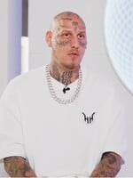 Separ čelí kritike. Tvrdil, že v západnej Európe je fašizmus, no na Slovensku sa cez peniaze a kontakty dá všetko