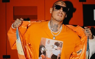 Separ si kúpil hodinky, ktoré nosí aj Ronaldo či Jay-Z. Oranžový model v hodnote 30-tisíc eur zladil s jeho Lamborghini