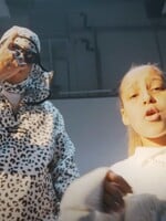 Separ vydal snippet k novému albumu „Neviem“. V jednej z ukážok rapuje aj jeho dcéra Anička