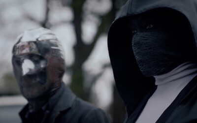 Seriál Watchmen bude plný temnoty a propracovaných kostýmů. HBO odhalilo nový trailer