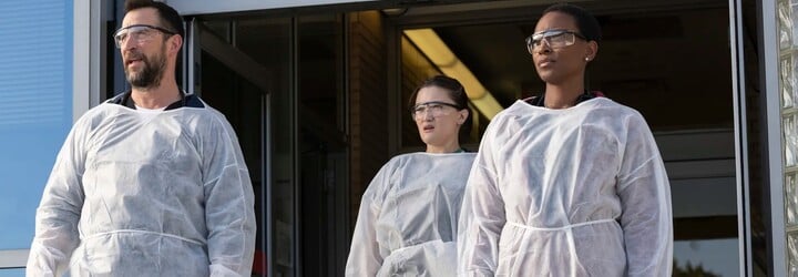 Seriálový hype jara tě nenechá nadechnout. Lékařské drama má ohlasy jako Černobyl