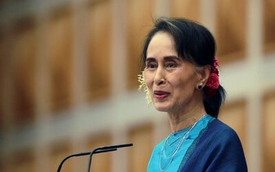 Sesazená lídryně Myanmaru a držitelka Nobelovy ceny Aun Schan Su Ťij dostala milost 
