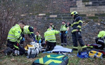 Šestnáctiletá dívka spadla z hradeb Vyšehradu