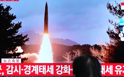 Severní Korea se zase předvádí. Vypálila dvě balistické rakety krátkého doletu do Japonského moře