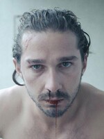 Shia LaBeouf: několikrát zatčený a špičkový herec, jehož kariéra asi skončila