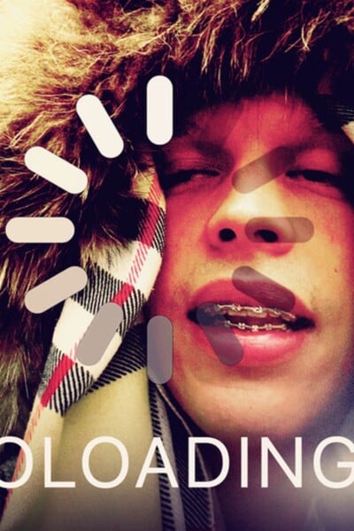 Shimmi dropol EP YOLOADING... So SIMILIVINLIFE-om v novom klipe reagujú na to, že si ich ľudia mýlia