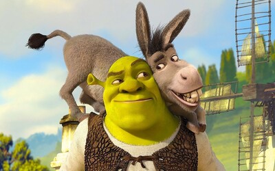 Shrek 5 je na ceste. Tešiť sa môžeme aj na spin-off s oslíkom