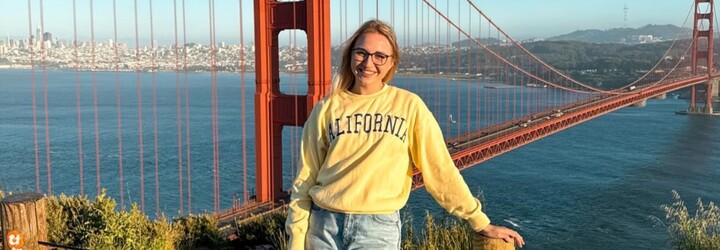 Simona se jako au pair v Utahu stará o dvojčata dvou tatínků. „Řidiče tu před obchodem zastřelili jen proto, že zatroubil“