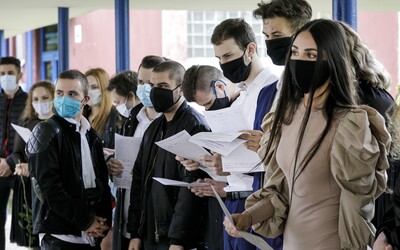 Školy v Bratislave sa od 8. februára neotvoria. Britská mutácia zvyšuje riziko rozšírenia nákazy