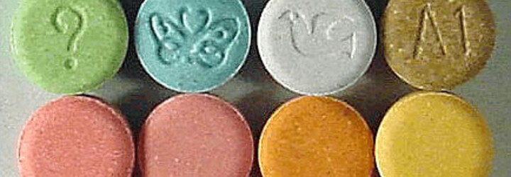 Skoro polovina drog, které si lidé v Berlíně nechali otestovat, byla příliš silná nebo nařezaná