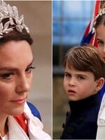 Skutečnými hvězdami korunovace byla Kate s dcerou Charlotte, shoduje se internet