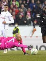 Slavia Praha v devíti prohrála s Lincem 3:4, přesto postoupila do čtvrtfinále EKL