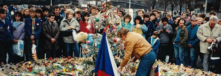 Slavíme výročí sametové revoluce. Vybrali jsme nejlepší filmy a knihy, které ti 17. listopad 1989 přiblíží