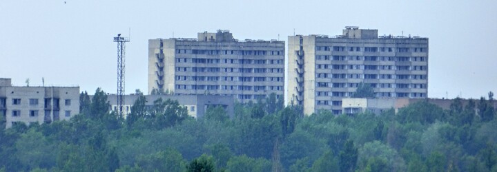 Šli jsme se podívat do Černobylu. Zakázaná zóna kolem vybuchlého reaktoru je plná toulavých psů a stále tam pracují lidé