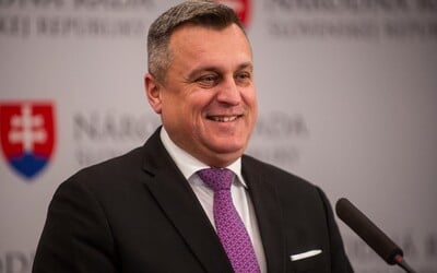 Slováci hromadne „podporili“ prezidentskú kampaň Andreja Danka. V centoch mu poslali viac ako 19 eur