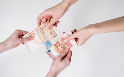 Slováci majú jeden z najnižších finančných majetkov z nových členov EÚ. Horšie sú na tom už len Rumuni