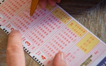 Slovák vyhral v lotérii desiatky tisíc eur. Rok nemusí robiť nič a bude mu chodiť „výplata“