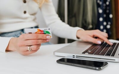 Slovenská banka plánuje veľkú odstávku služieb. Na internete nezaplatíš kartou