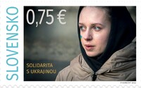 Slovenská pošta dnes vydala známku na podporu Ukrajiny