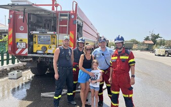 Slovenskí hasiči na Rodose nasadili „Beštiu“. Gréci našim hrdinom vo veľkom ďakujú, unikátna technika zožala veľký úspech