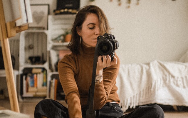 Slovenskí študenti nám prezradili, na čo míňajú vreckové: Sára zo 100 € všetko minie na outfity, nezostane jej na desiatu (Anketa)