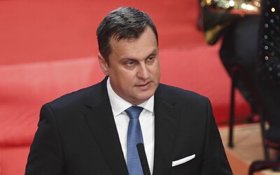Slovensko nemalo 7 minút prezidenta, môže za to prejav Andreja Danka. V skutočnosti ho vôbec nemal mať