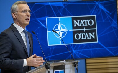 Slovensko podporí fond NATO pre Ukrajinu vo výške 100 miliárd eur. Štát však kladie podmienku