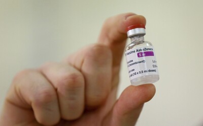 Slovensko pravdepodobne bude mať tretiu vakcínu. AstraZeneca má však nižšiu účinnosť ako vakcína od Pfizeru